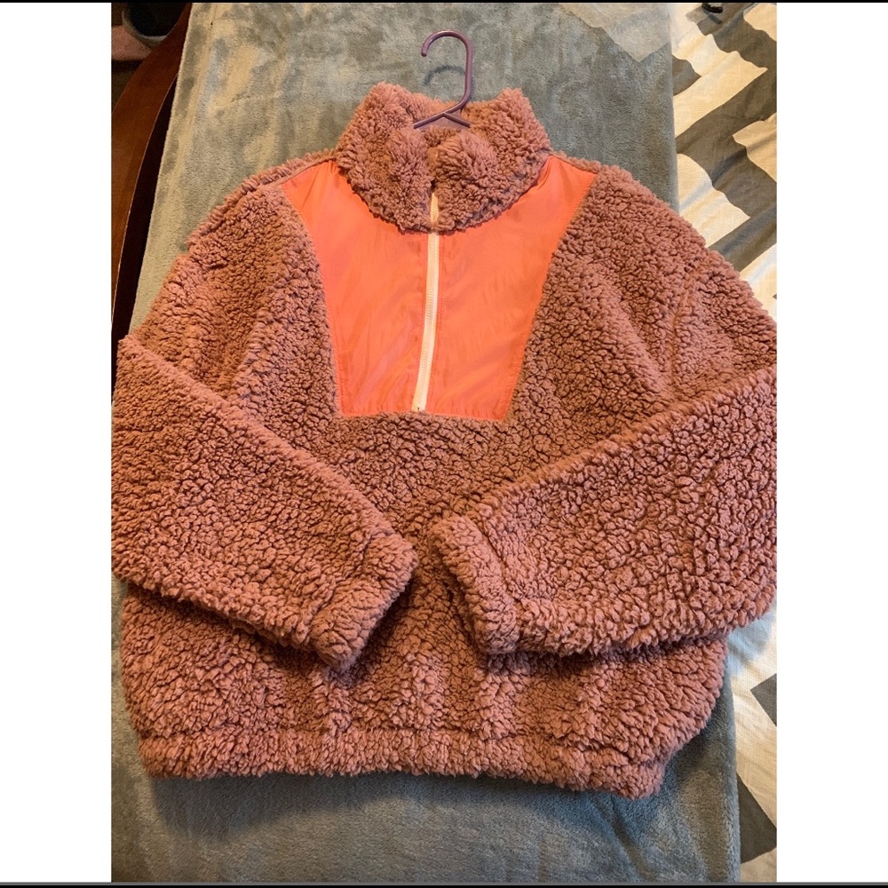 Quarter Zip sweatshirt